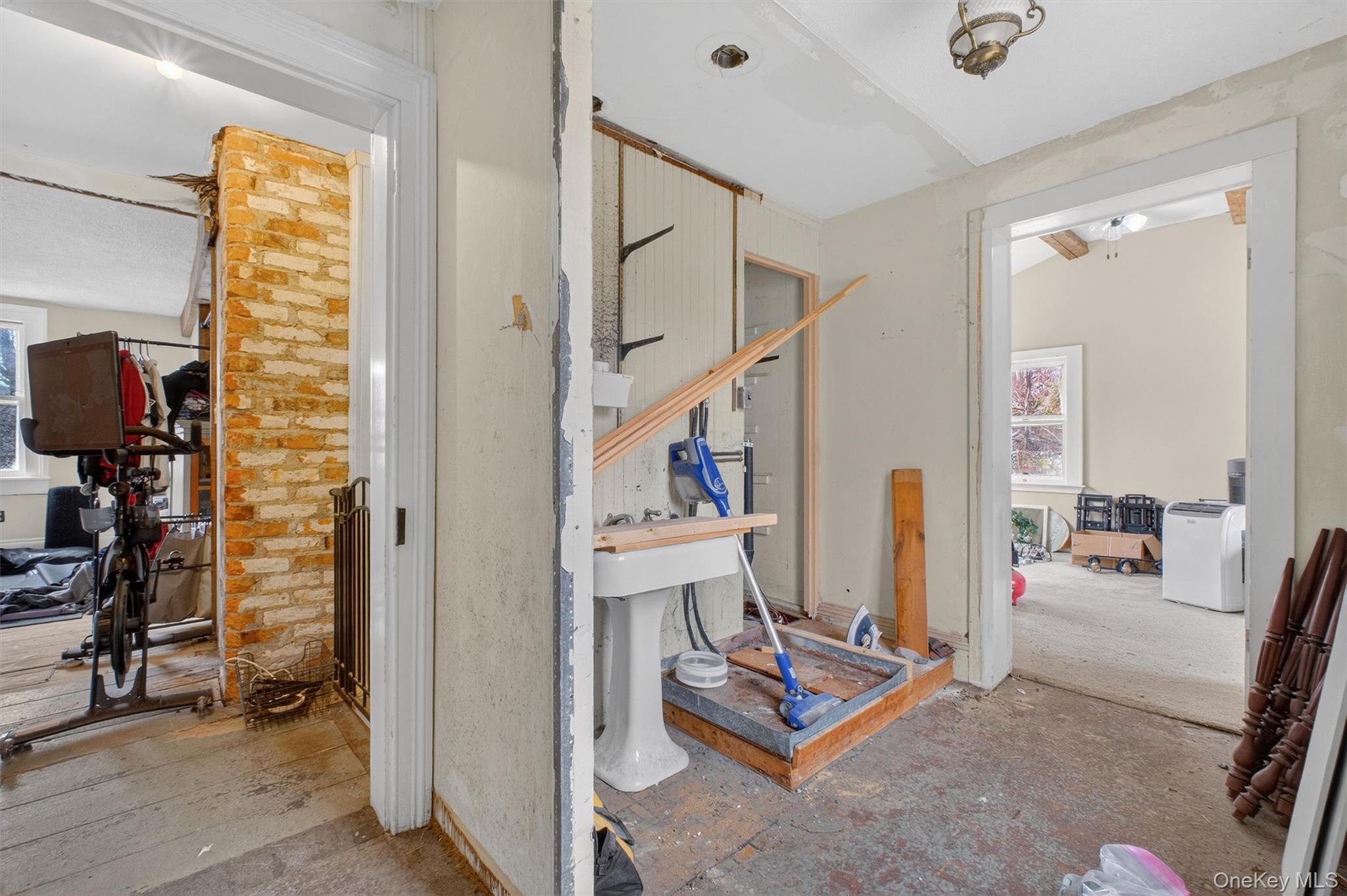 611 Peekskill Hollow Road Putnam Valley, NY 10579 - Photo 26 of 37