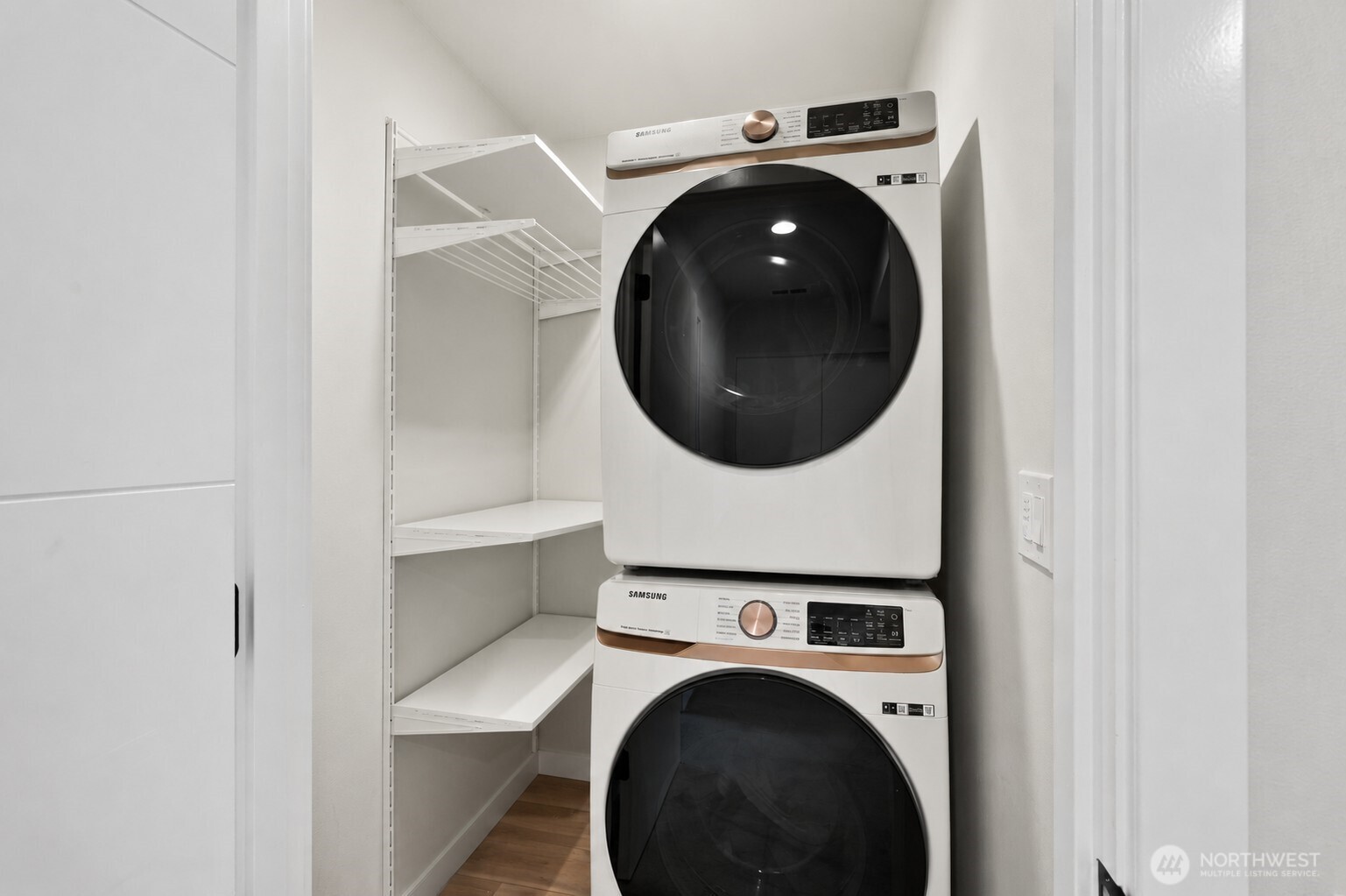 2527 Gibson Road, Unit C4 Everett, WA 98204 - Photo 21 of 29 Gallery Image 21