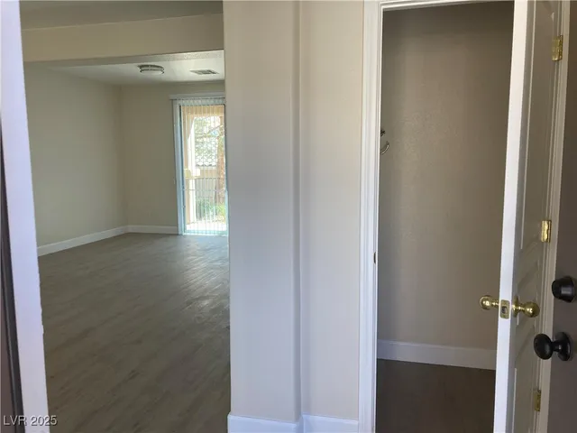 $1,875 | 9006 Ellenbrook Street, Las Vegas, NV 89148