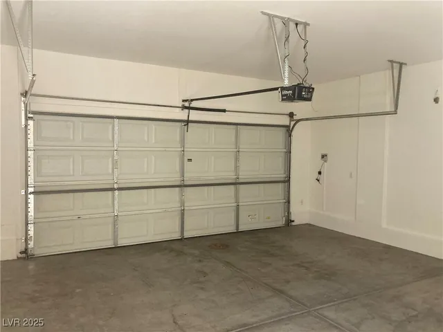 $1,875 | 9006 Ellenbrook Street, Las Vegas, NV 89148