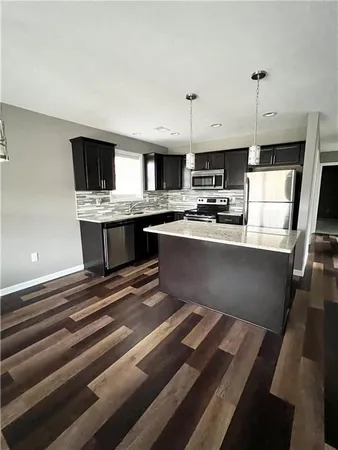 $1,600 | 917 Market Street, Unit 1, Beaver, PA 15009