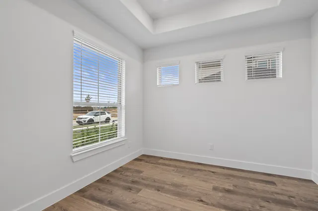 $369,420 | 205 Sandhill Grv Trail, Hempstead, TX 77445