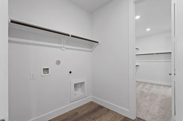 $369,420 | 205 Sandhill Grv Trail, Hempstead, TX 77445