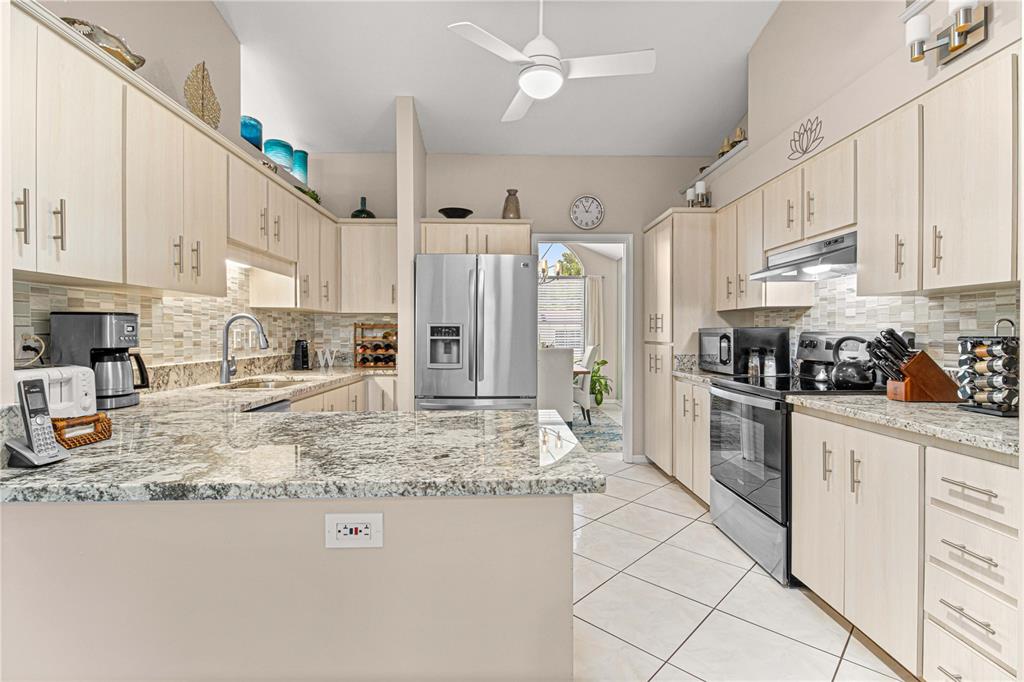 8567 Southwest 108th Ln Road Ocala, FL 34481 - Photo 25 of 38 Gallery Image 25