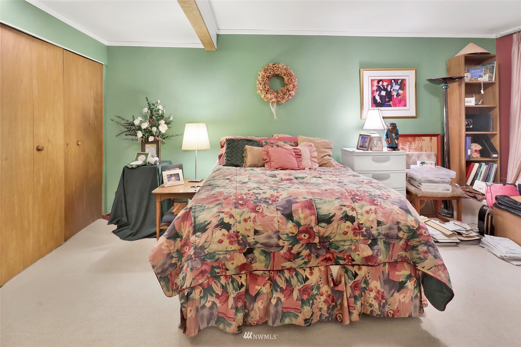 201 Middlefield Road Bellingham, WA 98225 - Photo 36 of 36 a bedroom with a bed and dresser