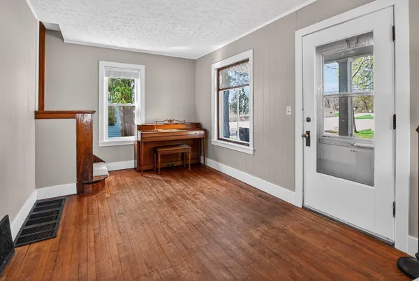 $335,000 | 103 South 7th Street, Mount Horeb, WI 53572