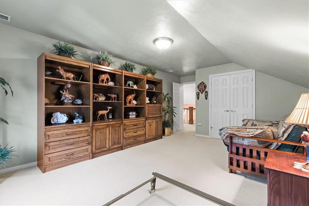 18 Timbercrest Circle Cecil, PA 15321 - Photo 31 of 48