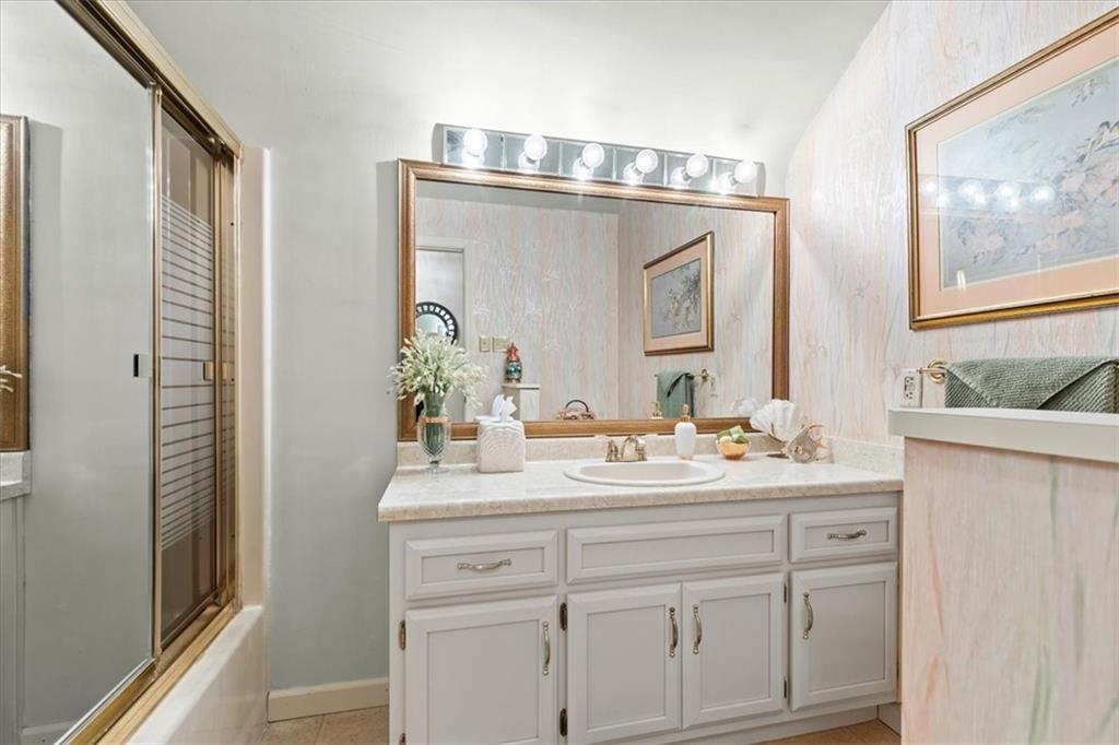 18 Timbercrest Circle Cecil, PA 15321 - Photo 32 of 48 a bathroom with a sink vanity and mirror