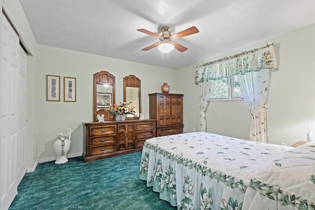 18 Timbercrest Circle Cecil, PA 15321 - Photo 40 of 48 a bedroom with a bed and a dresser