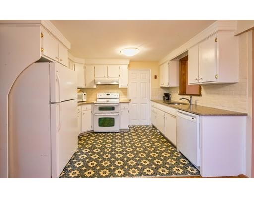 21 Samoset Road Peabody, MA 01960 - Photo 10 of 37 Gallery Image 10