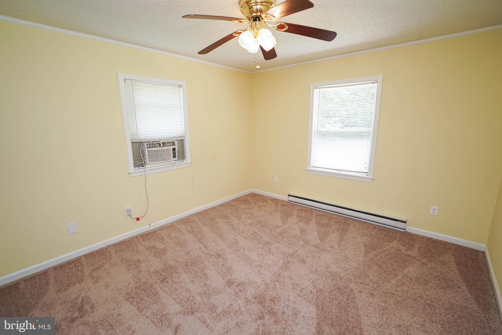 120 Ridgefield Lane Fruitland, MD 21826 - Photo 15 of 31 new carpet, fresh paint in Living room + bedrooms