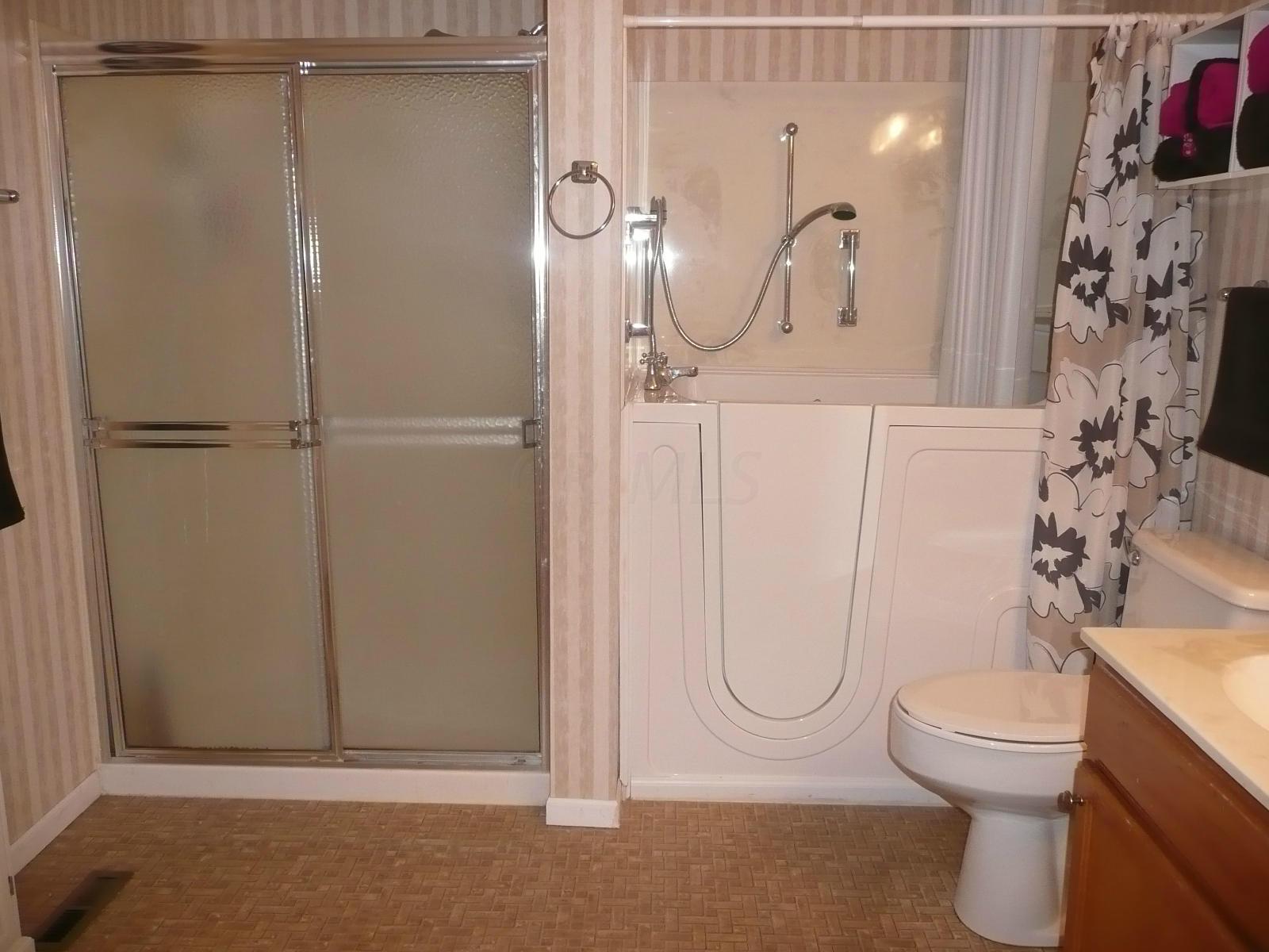 847 Village Drive Delaware, OH 43015 - Photo 19 of 32
