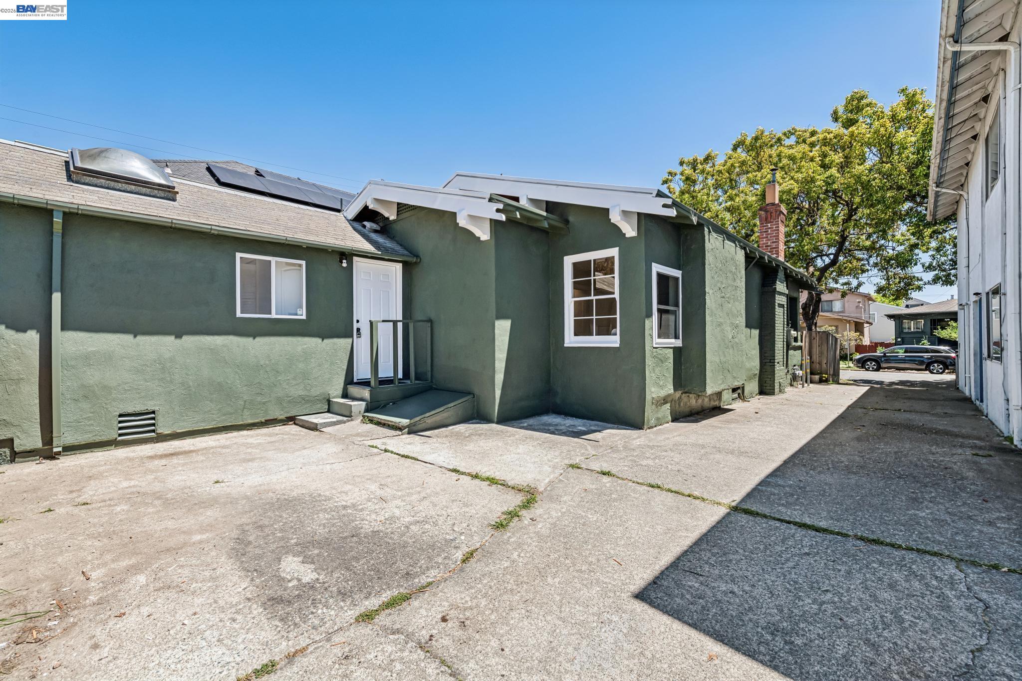 1349 Hearst Avenue Berkeley, CA 94702 - Photo 26 of 36