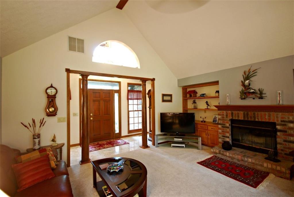 5995 West Lowell Road Columbus, IN 47201 - Photo 7 of 18