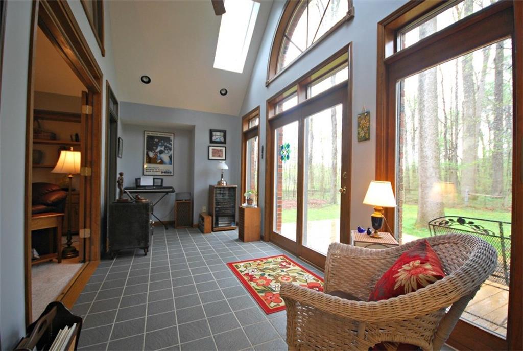 5995 West Lowell Road Columbus, IN 47201 - Photo 9 of 18