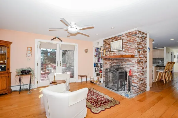 $1,050,000 | 16 Bass Point Road, Marion, MA 02738