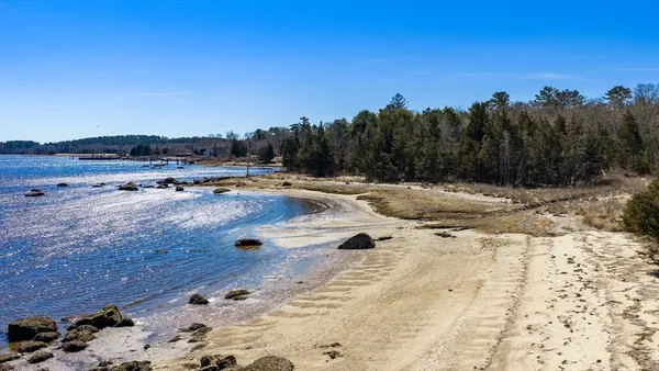 $1,050,000 | 16 Bass Point Road, Marion, MA 02738