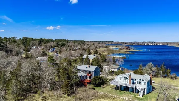 $1,050,000 | 16 Bass Point Road, Marion, MA 02738