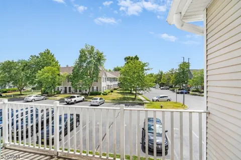 $2,900 | 77 Williamson Court, Bridgewater, NJ 08807