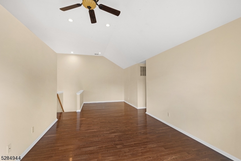 77 Williamson Court Bridgewater, NJ 08807 - Photo 3 of 28