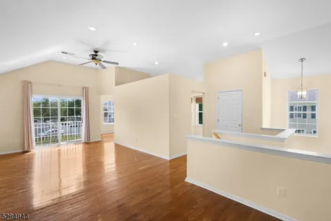 $2,900 | 77 Williamson Court, Bridgewater, NJ 08807