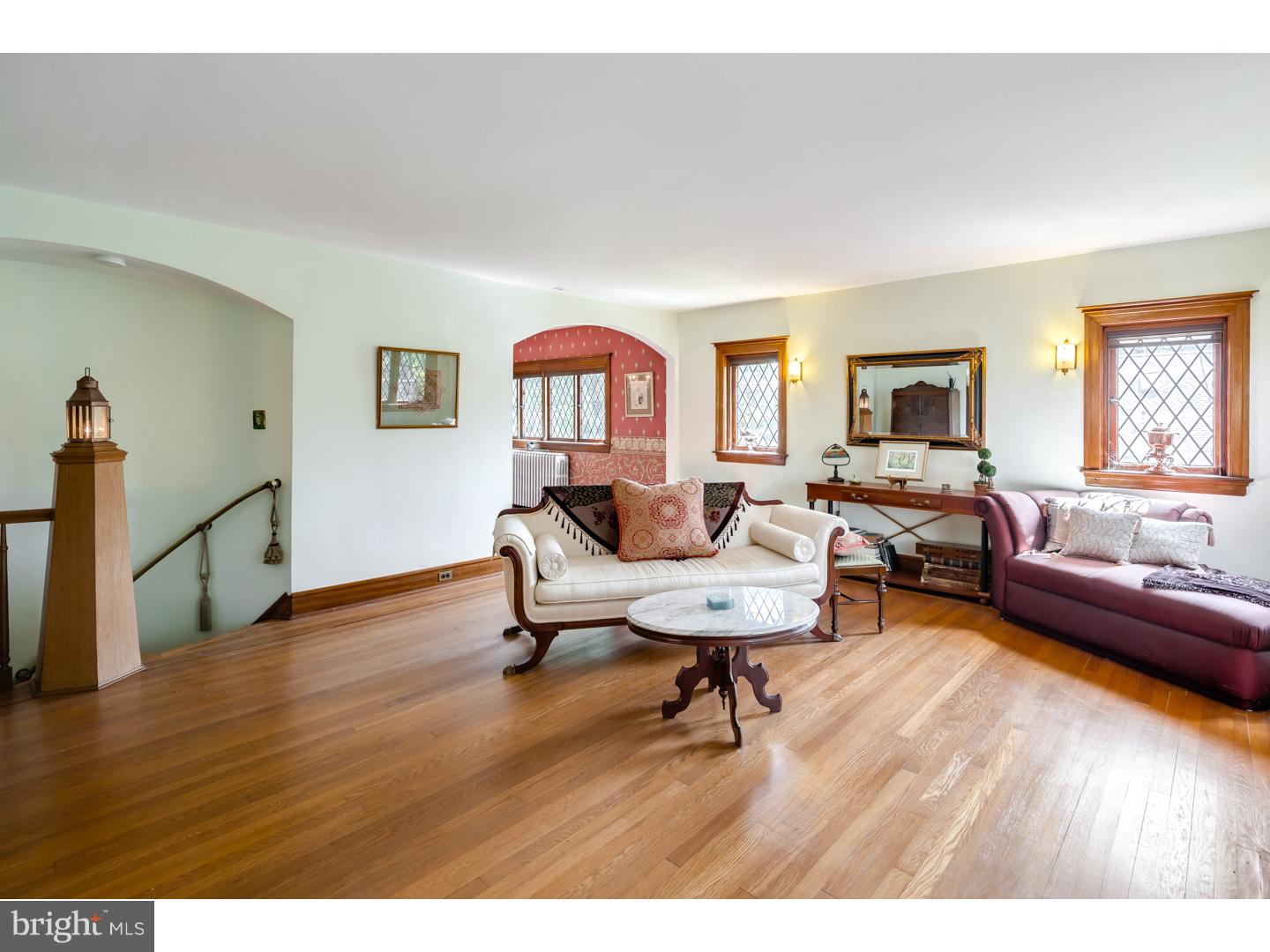 732 East Manoa Road Havertown, PA 19083 - Photo 4 of 25 Living Room
