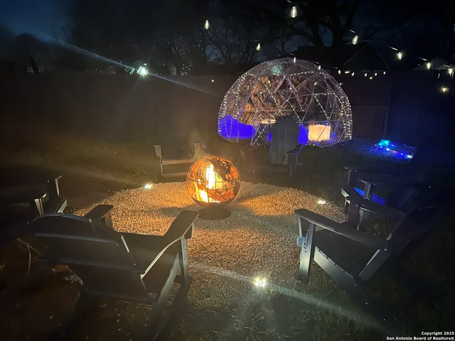 $2,100 | 531 Blaine, San Antonio, TX 78202