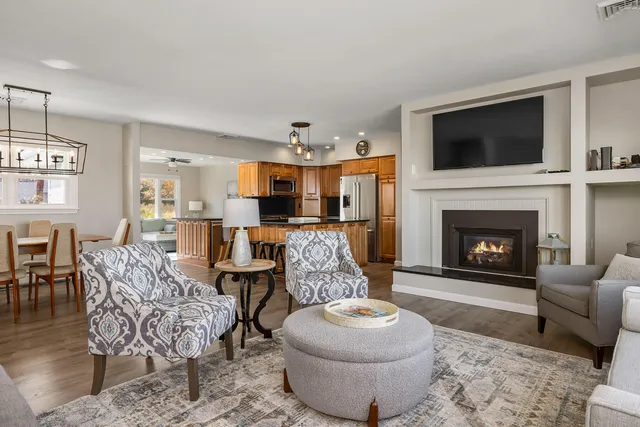 $2,995,000 | 293 Long Beach Avenue, York, ME 03909