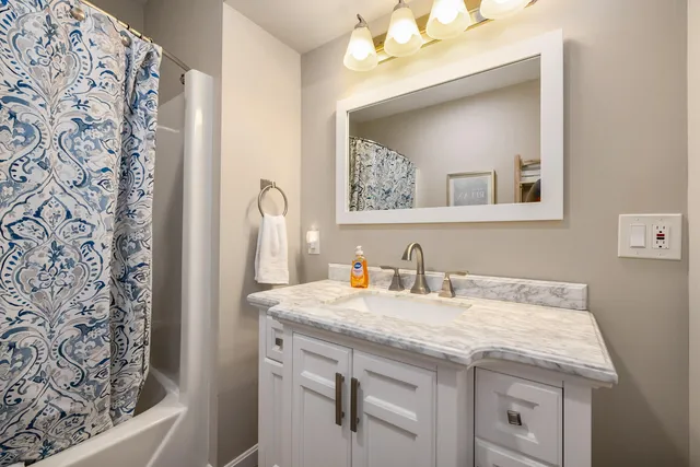 $2,995,000 | 293 Long Beach Avenue, York, ME 03909