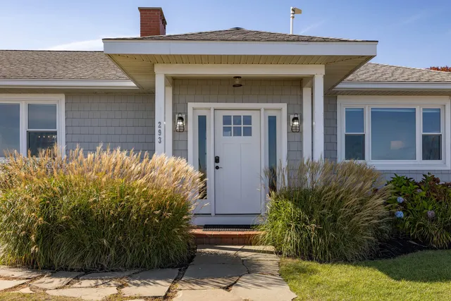 $2,995,000 | 293 Long Beach Avenue, York, ME 03909