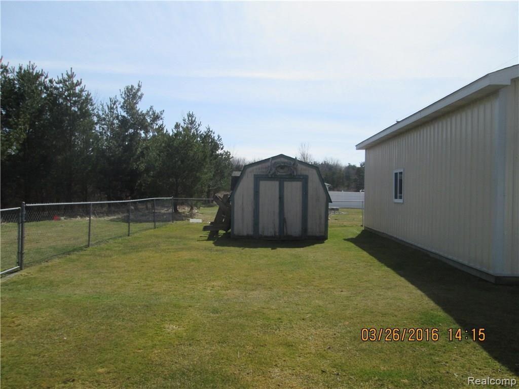 7745 Cribbins Road Croswell, MI 48422 - Photo 7 of 10 IMG_5797.JPG