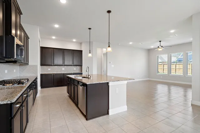 $3,400 | 4218 Davis Oak Drive, Spring, TX 77386