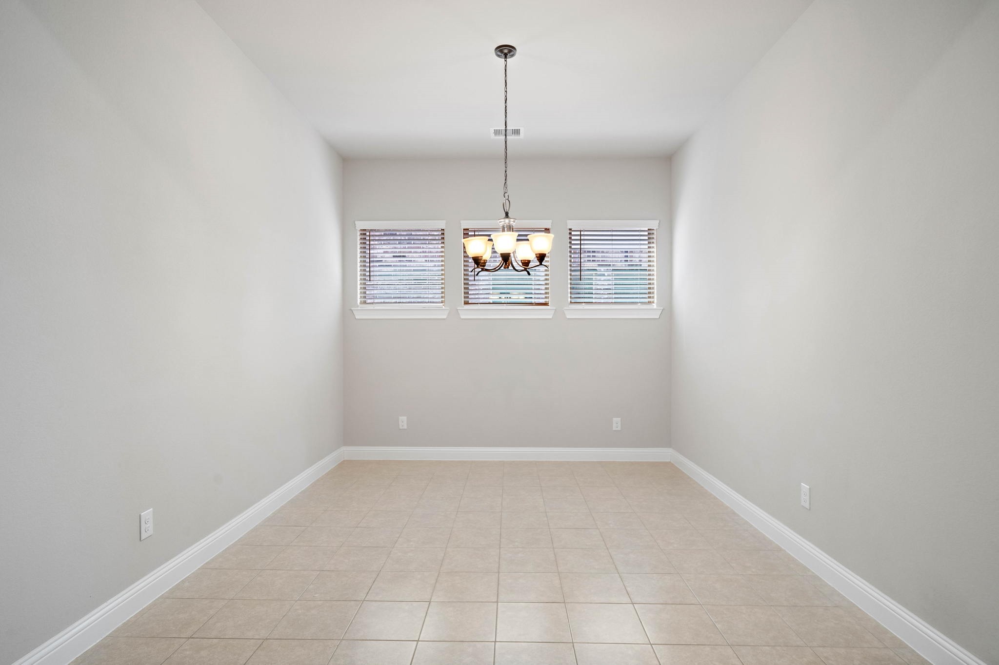 4218 Davis Oak Drive Spring, TX 77386 - Photo 9 of 23