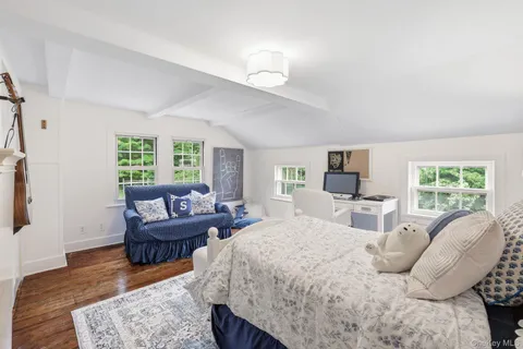 $1,999,999 | 765 King Street, Chappaqua, NY 10514
