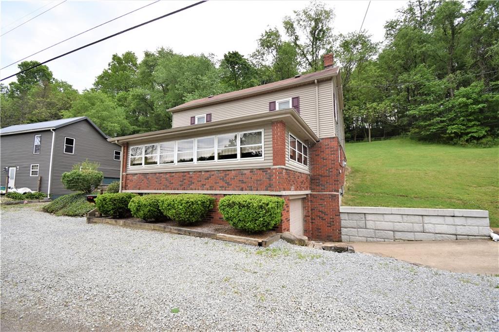 213 Wendel Road Irwin, PA 15642 - Photo 3 of 21