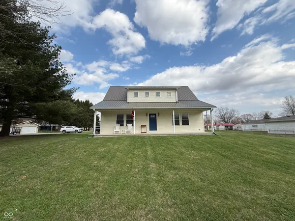 $300,000 | 609 North Maple Street, Veedersburg, IN 47987