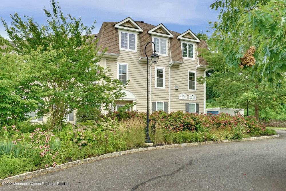 812 Abby Road Middletown, NJ 07748 - Photo 1 of 42 001_dsc01479-dsc01483b