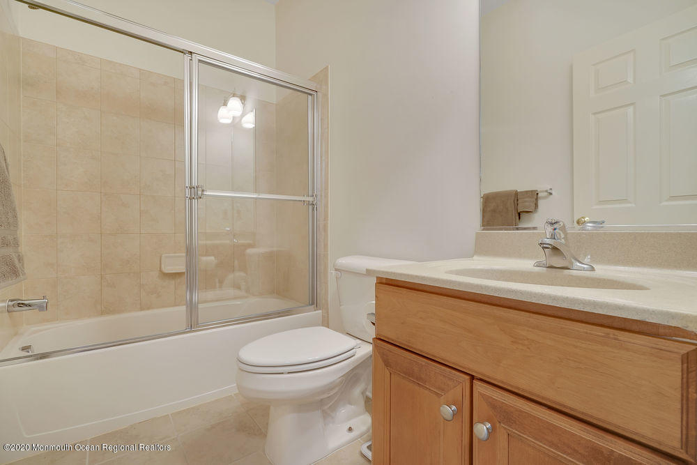 812 Abby Road Middletown, NJ 07748 - Photo 26 of 42 034_dsc01299