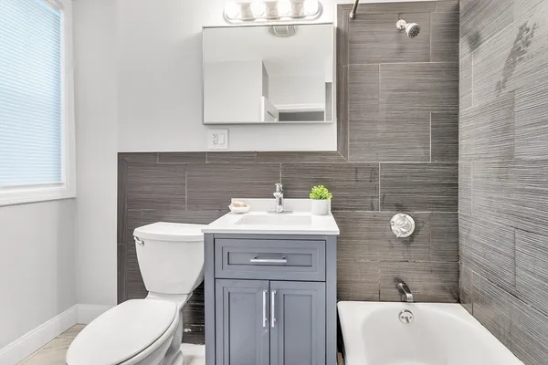 $2,950 | 109 Harrishof Street, Unit 1, Boston, MA 02121