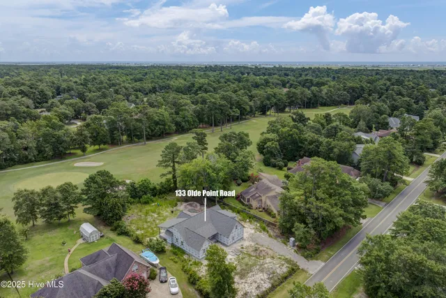 $750,000 | 133 Olde Point Road, Hampstead, NC 28443