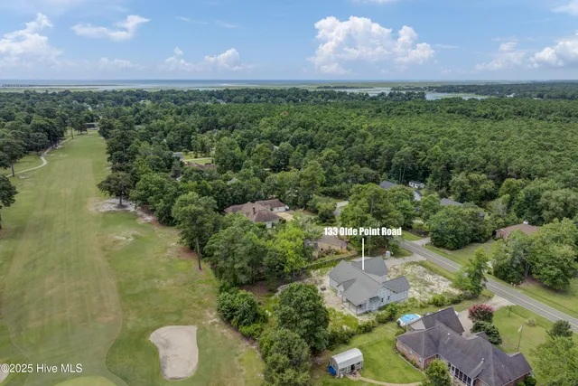 $750,000 | 133 Olde Point Road, Hampstead, NC 28443