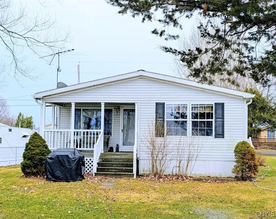 $284,900 | 6561 Failing Shores Lane, Lyme, NY 13693