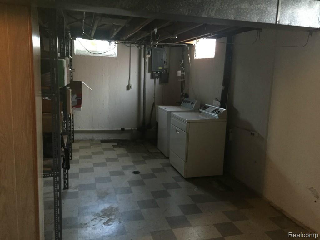 9450 Pardee Road Taylor, MI 48180 - Photo 24 of 28 Basement