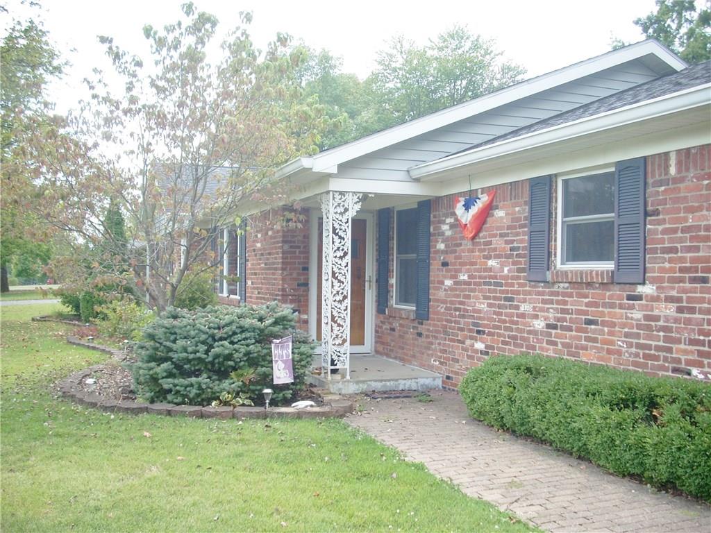 6136 Wexford Road Indianapolis, IN 46220 - Photo 4 of 26