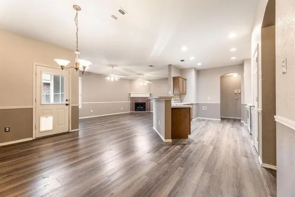 $2,400 | 8832 Stirrup Way, Fort Worth, TX 76244