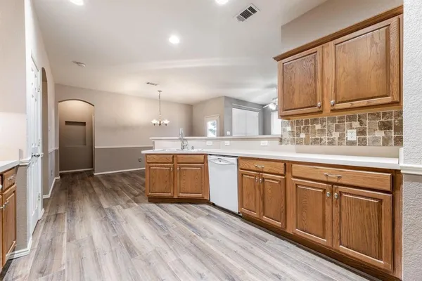 $2,400 | 8832 Stirrup Way, Fort Worth, TX 76244