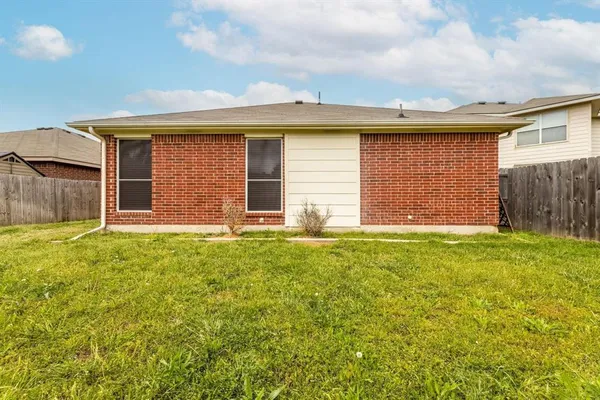 $2,400 | 8832 Stirrup Way, Fort Worth, TX 76244