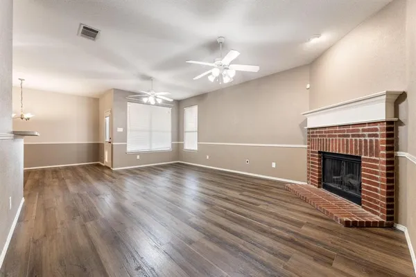 $2,400 | 8832 Stirrup Way, Fort Worth, TX 76244