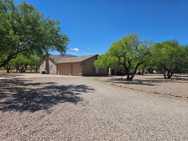 $2,200 | 3636 Kalispell Avenue, Sierra Vista, AZ 85650