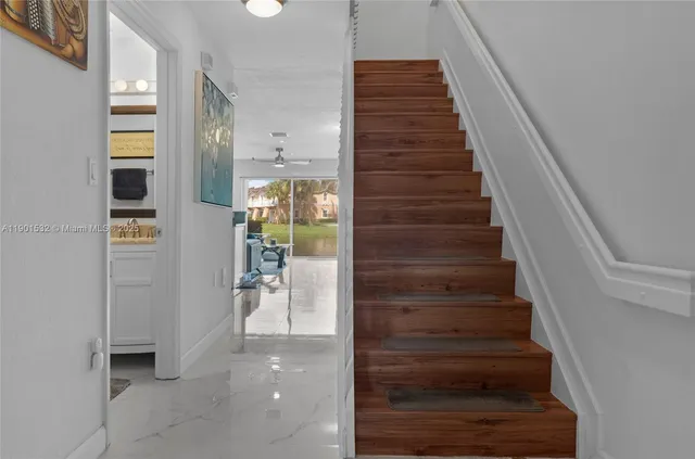 a view of entryway and hall